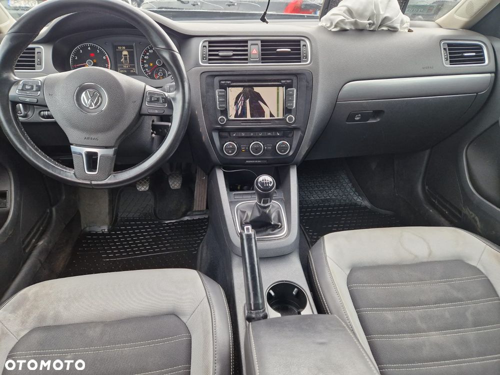 Volkswagen Jetta 1.4 TSI Highline - 11