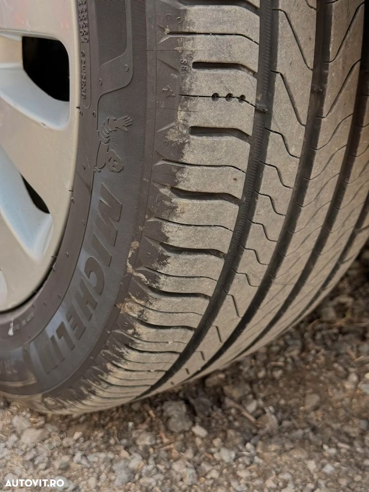 Mercedes-Benz C 180 CGI Automatik BlueEFFICIENCY Avantgarde - 31