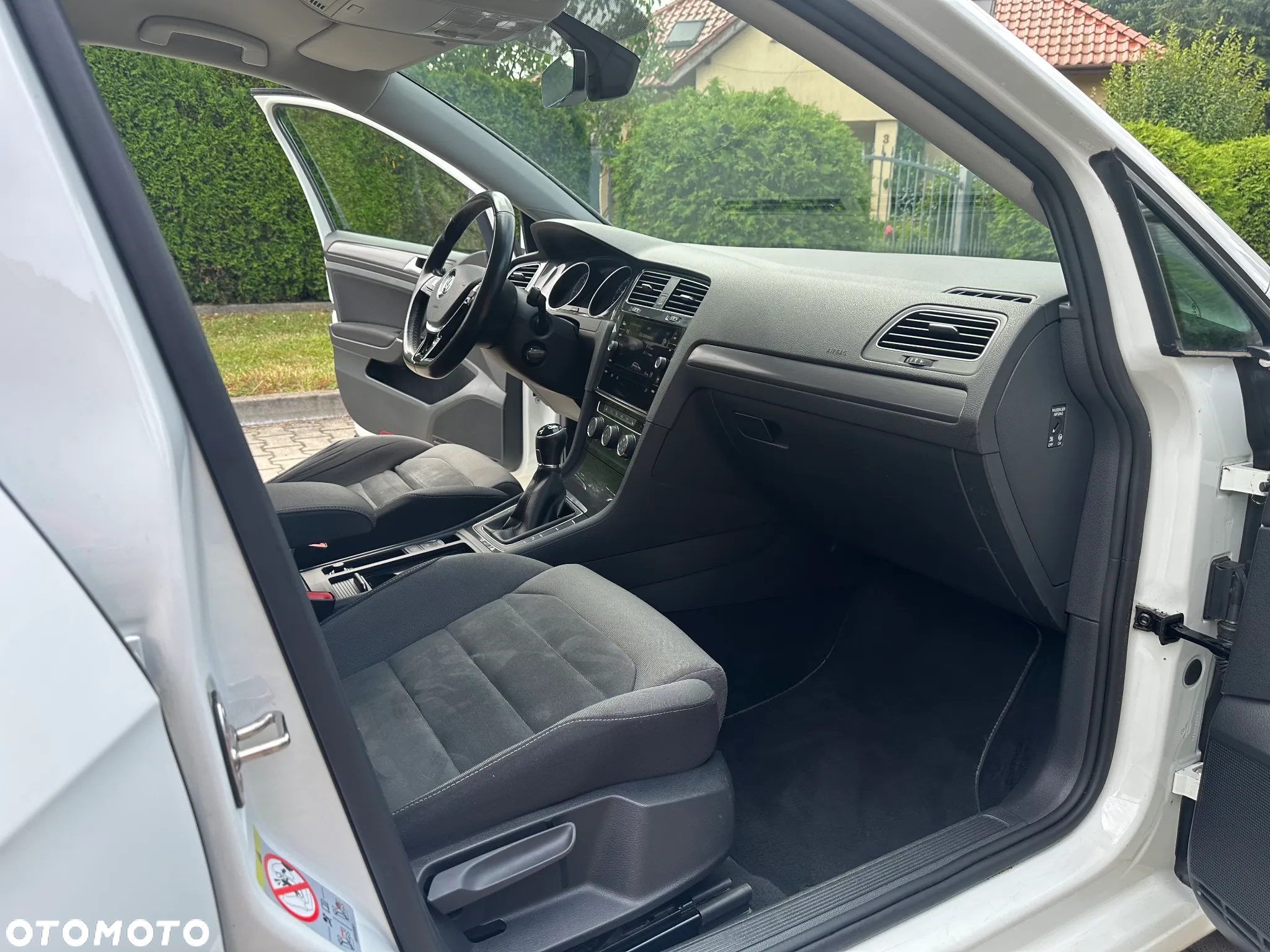 Volkswagen Golf VII 1.6 TDI BMT Highline - 12