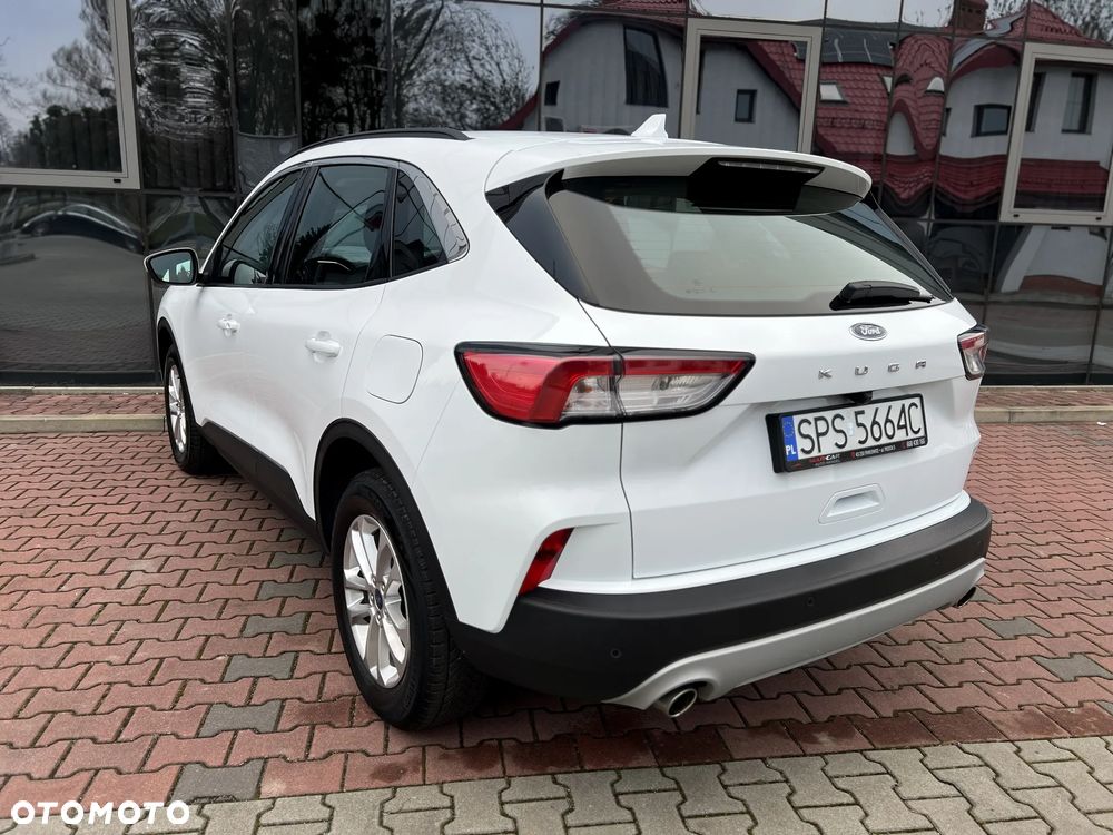 Ford Kuga 1.5 EcoBoost FWD Titanium - 4