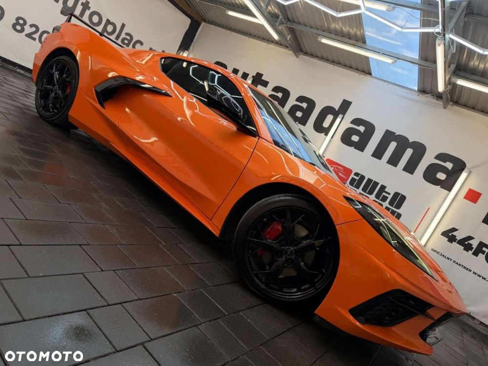 Chevrolet Corvette - 16