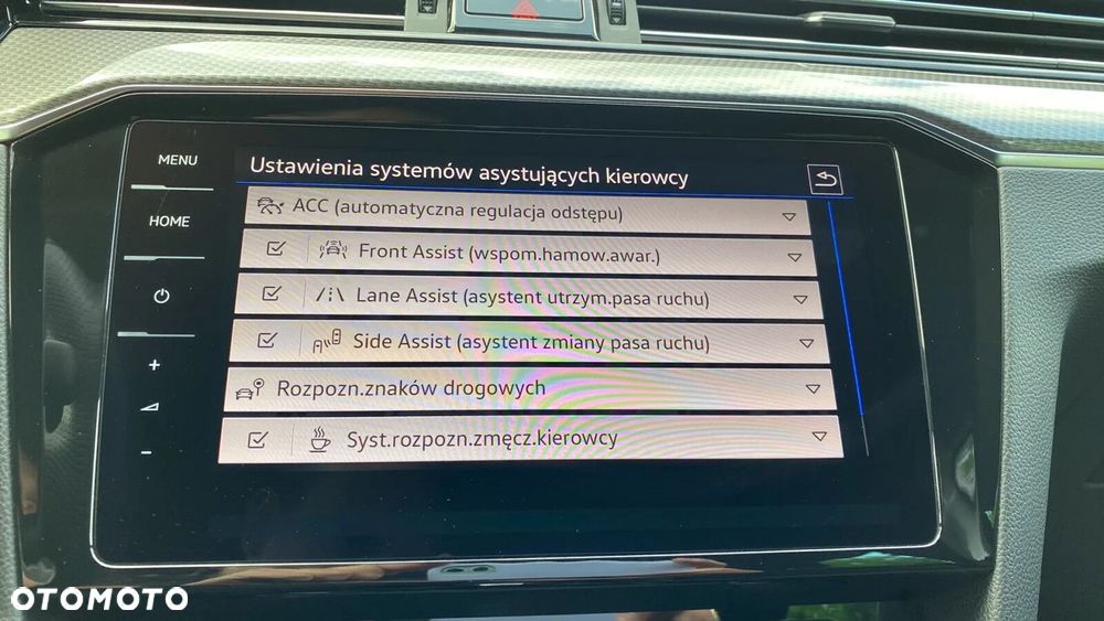 Volkswagen Passat - 30