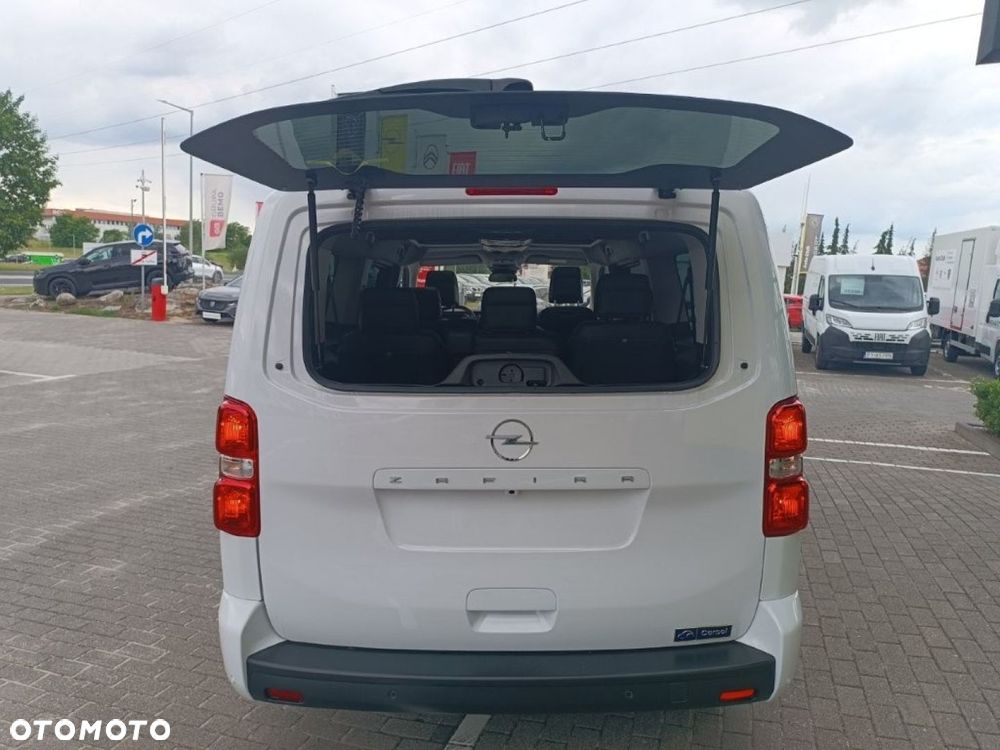 Opel Zafira - 11