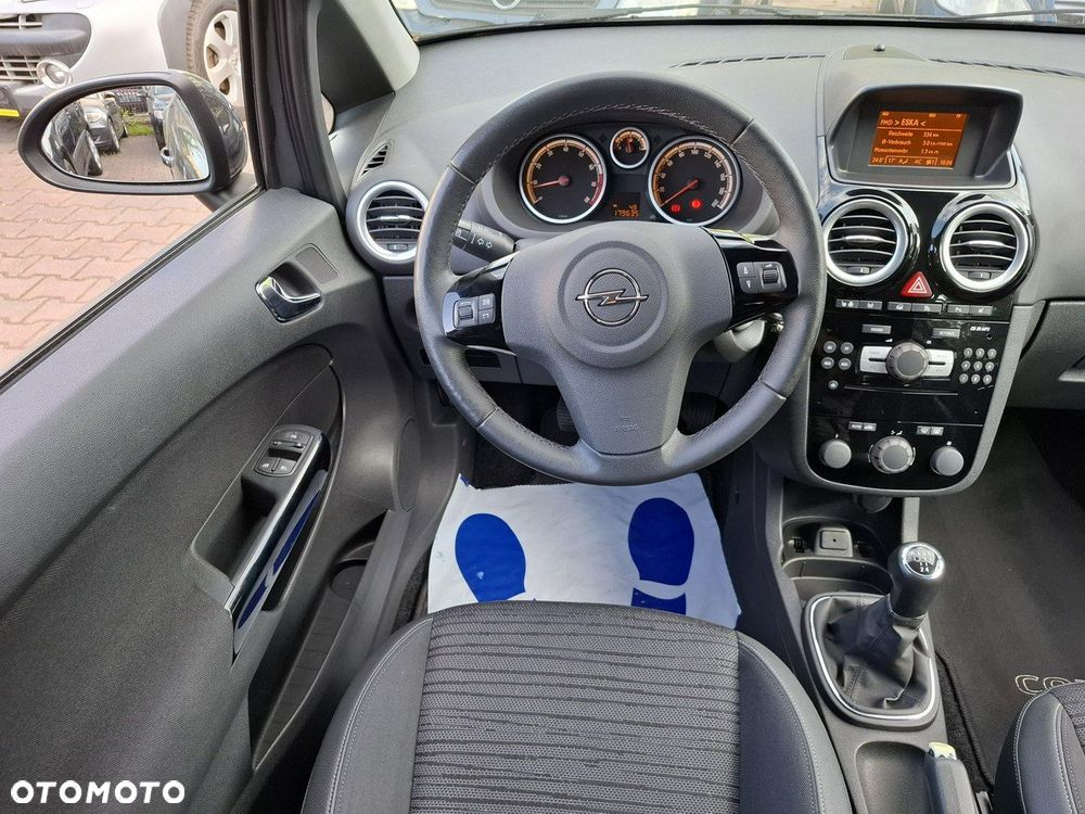 Opel Corsa 1.4 16V Energy - 10