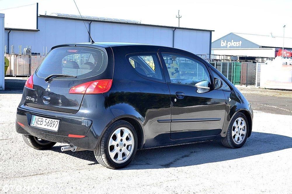 Mitsubishi Colt - 6