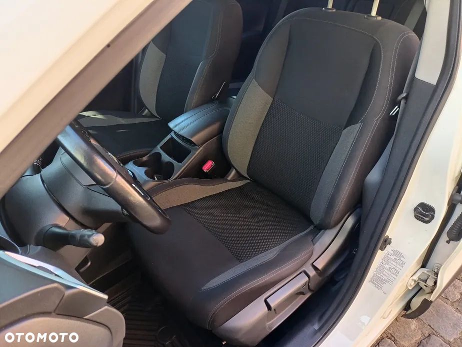 Nissan Qashqai - 11