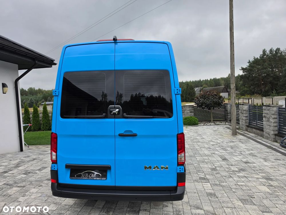 Volkswagen Crafter - 11