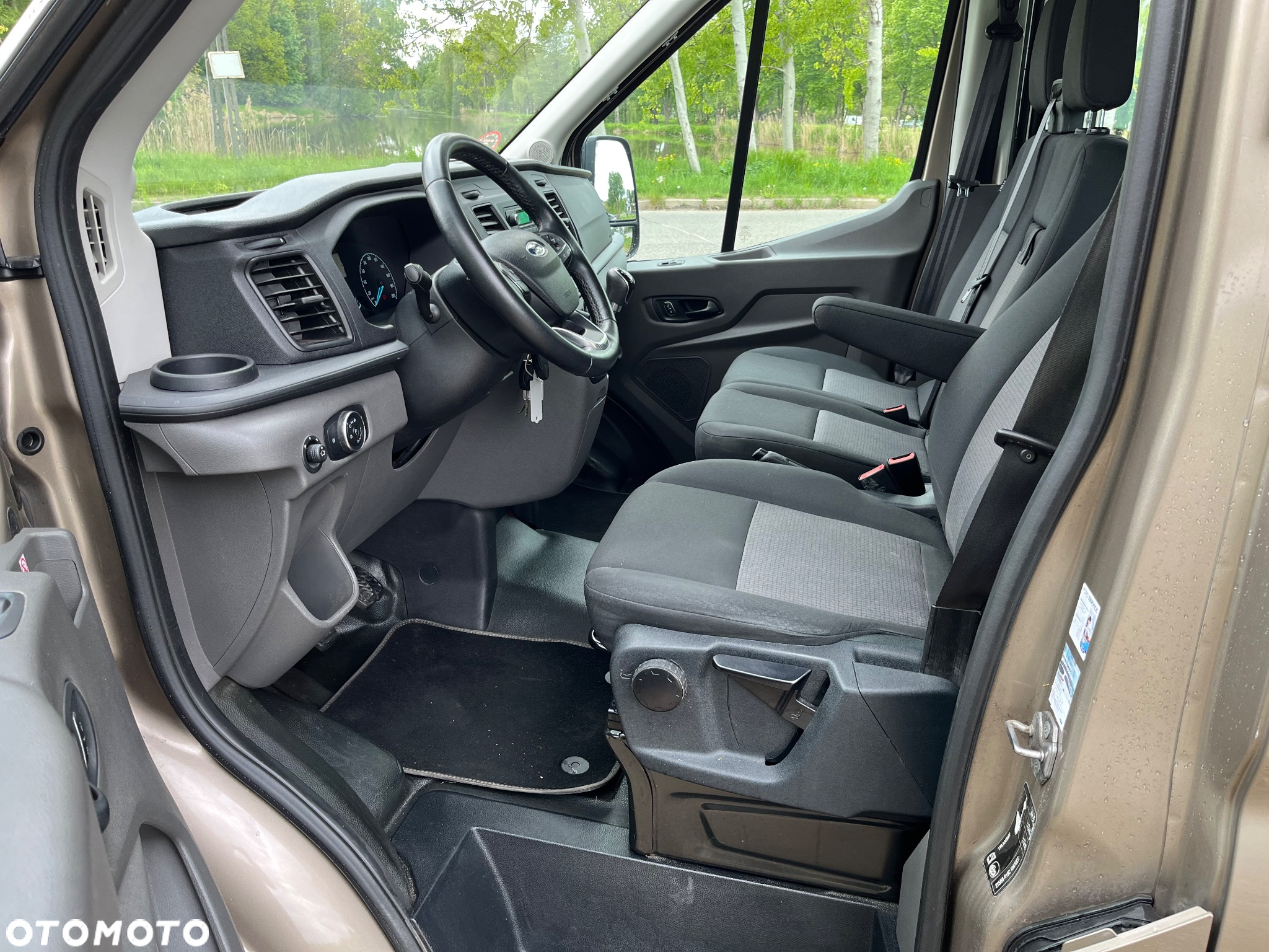 Ford Transit - 8