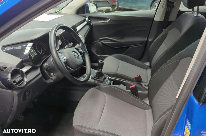 Skoda Fabia 1.0 TSI Clever - 9
