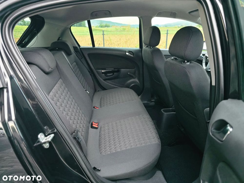 Opel Corsa - 25