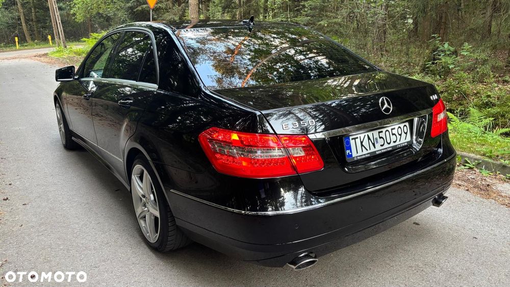 Mercedes-Benz Klasa E - 9
