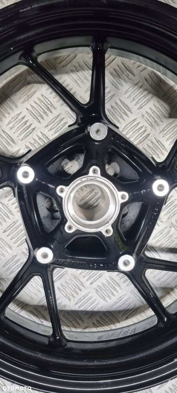 BMW F750 GS FELGA TYŁ MT4.25x17H2M/C 4.25x17" 8556601 - 5