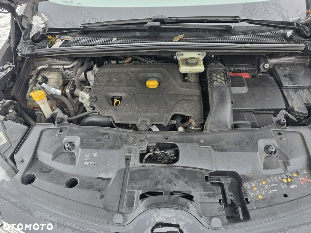 Renault Espace 1.6 dCi Energy Initiale Paris EDC 7os - 29