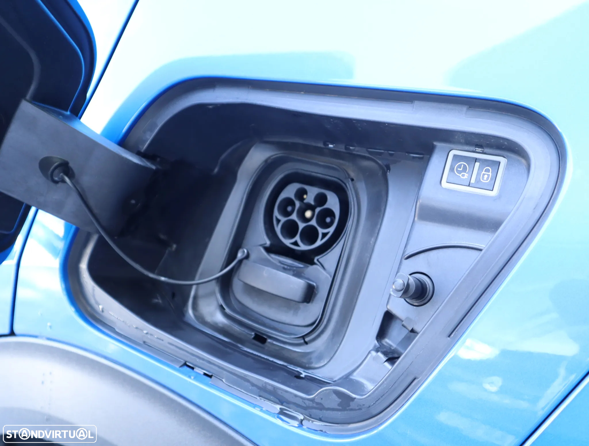 Peugeot e-2008 50 kWh Allure Pack - 57