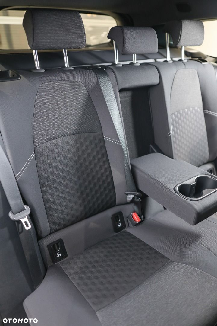 Toyota Corolla - 13