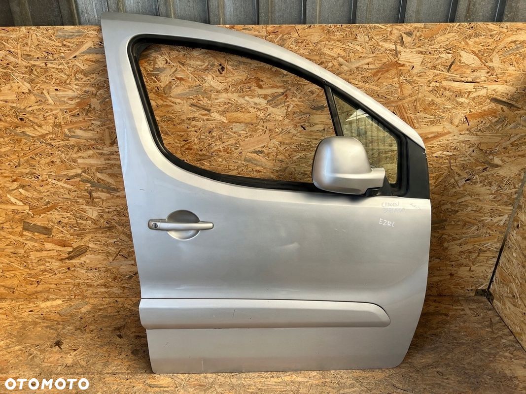 Drzwi PRZEDNIE PRAWE prawy przód CITROEN BERLINGO 2 II Lakier: EZRC - 1