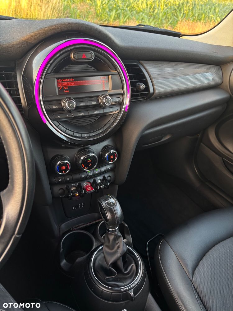 MINI Cooper Classic Trim - 4
