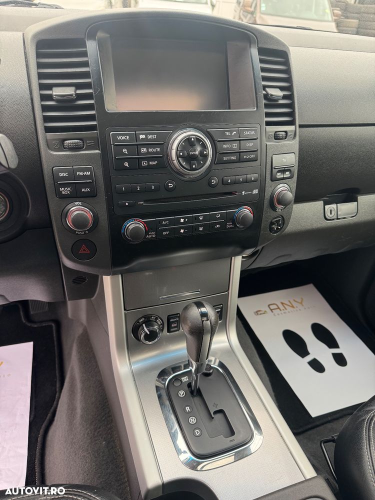 Nissan Navara 3.0 V6 dCi Double Cab LE Plus Aut. - 22