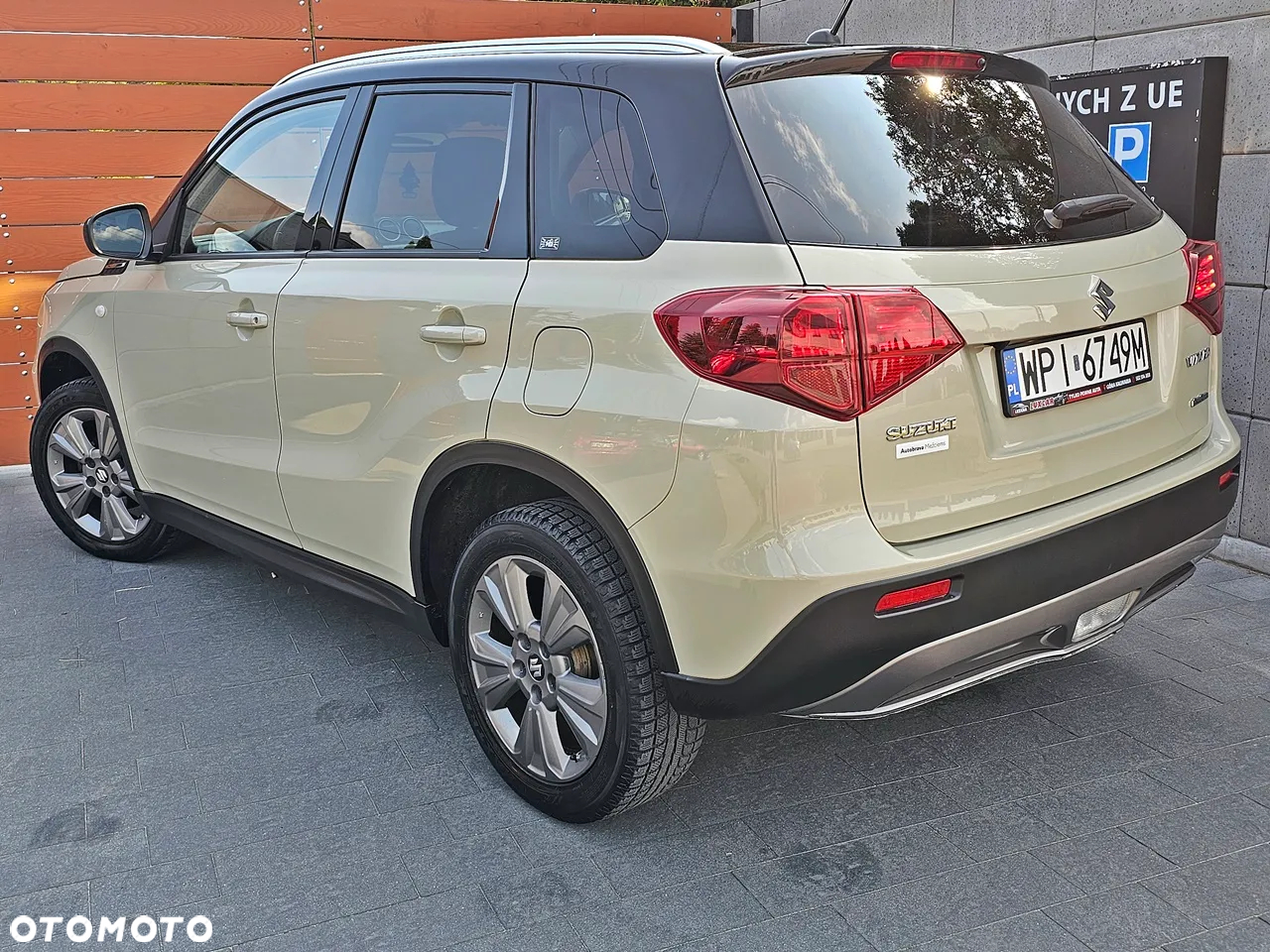 Suzuki Vitara - 8