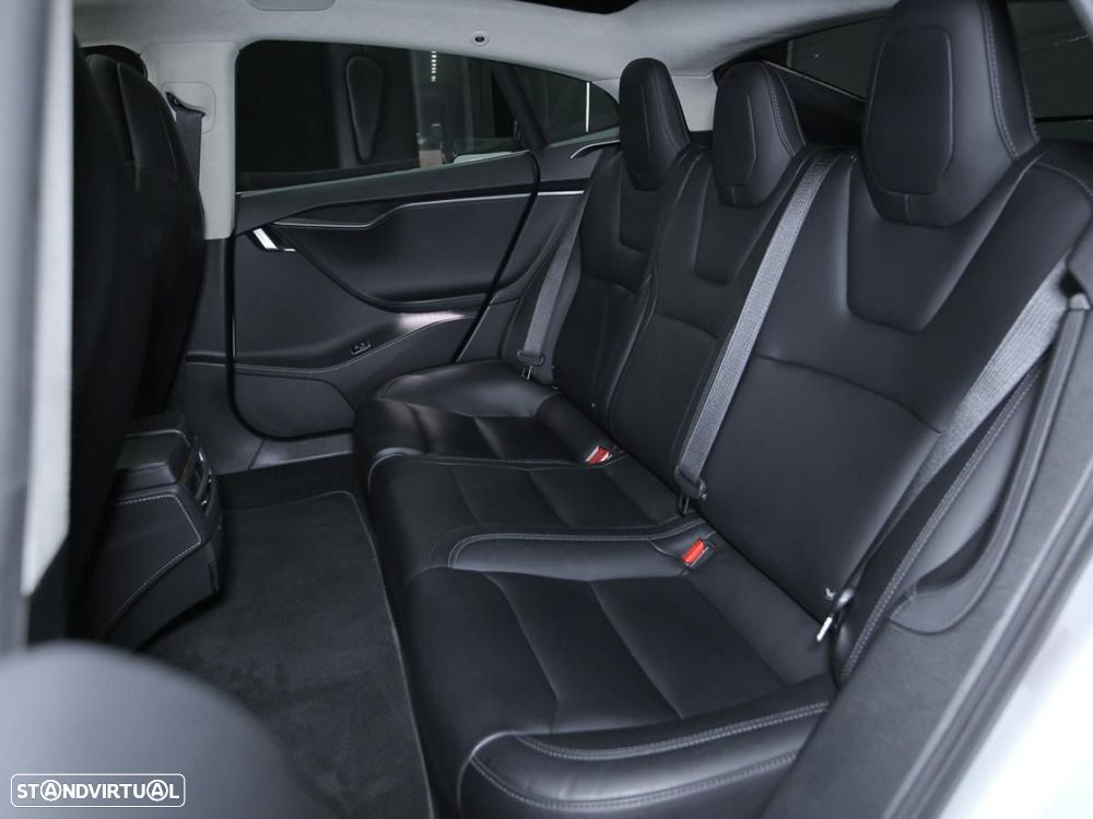 Tesla Model S 100D - 10