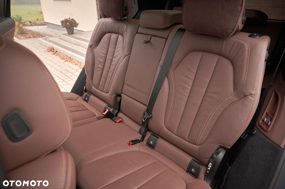 BMW X7 xDrive30d sport - 22