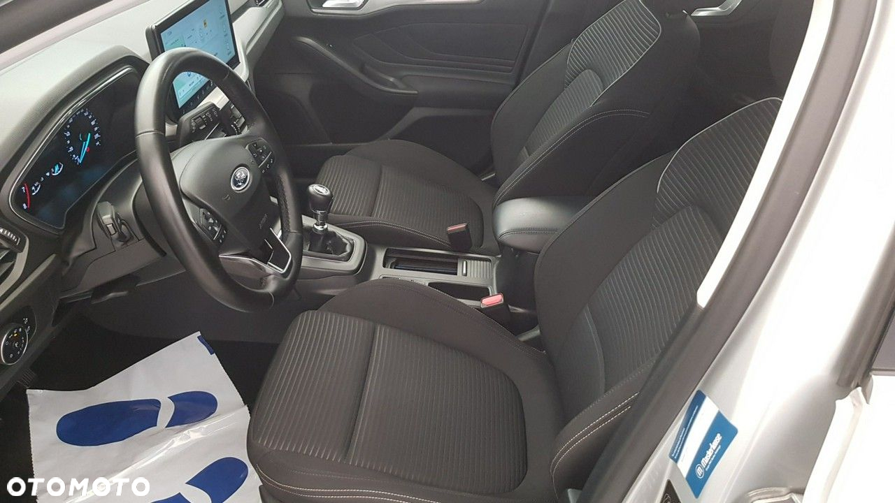 Ford Focus - 21