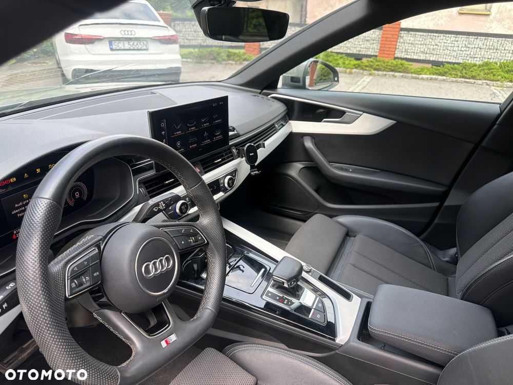 Audi A4 Limousine - 18