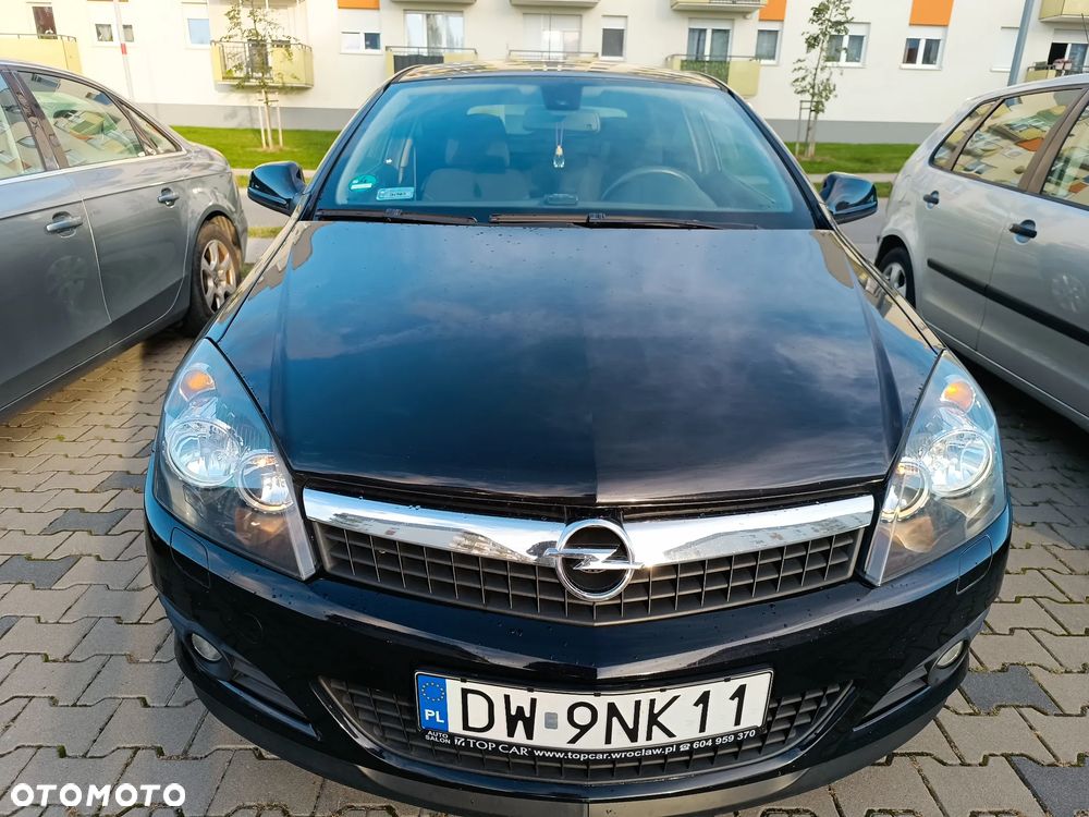 Opel Astra GTC 1.6 - 30