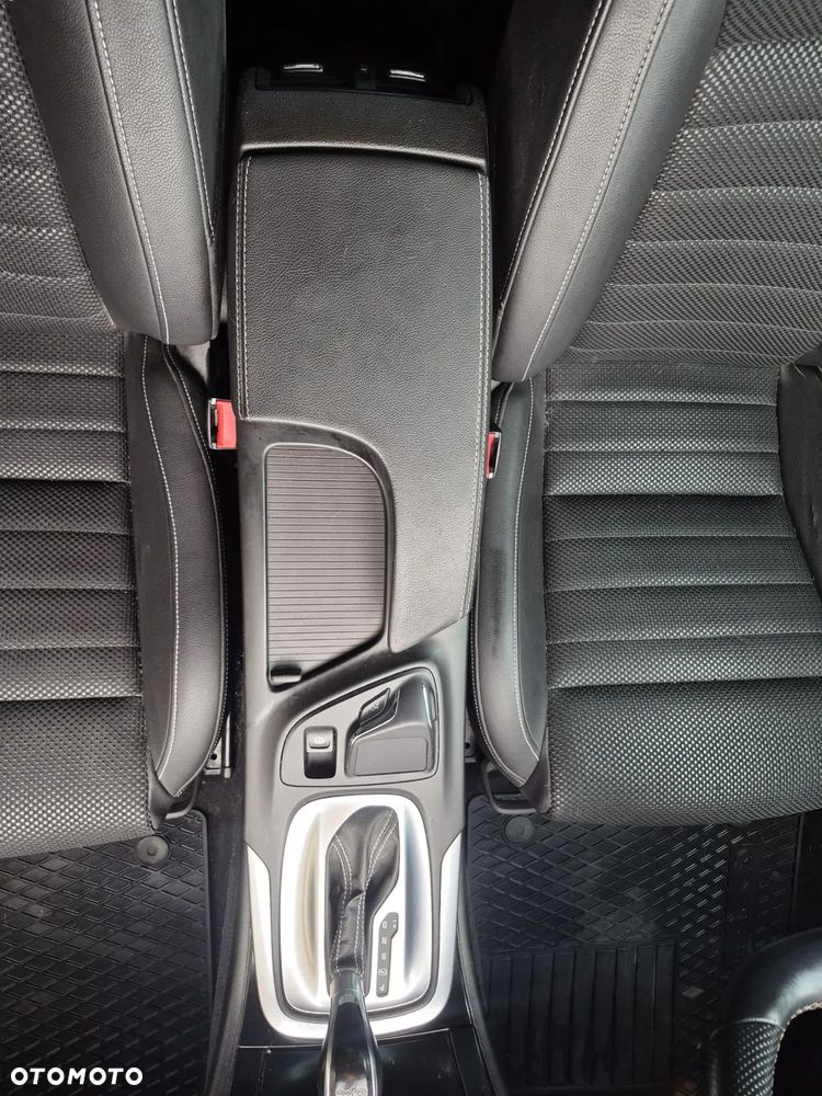 Opel Insignia 2.8 T V6 OPC - 20