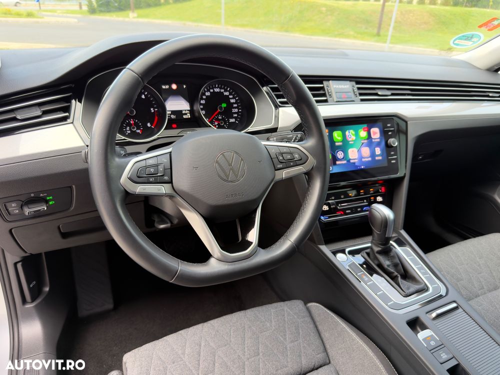 Volkswagen Passat 2.0 TDI SCR DSG Business - 32