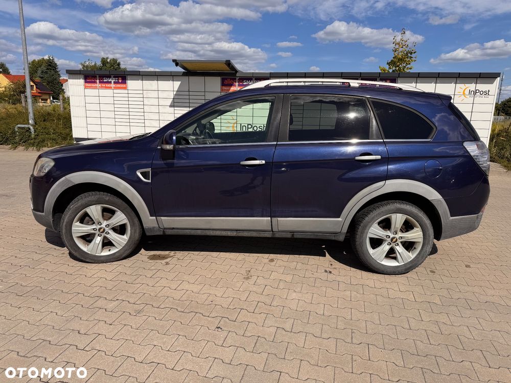 Chevrolet Captiva 2010 photo 3