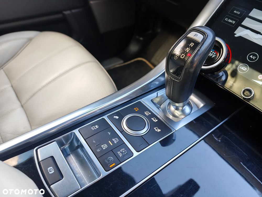 Land Rover Range Rover Sport SDV6 Autobiography Dynamic - 19