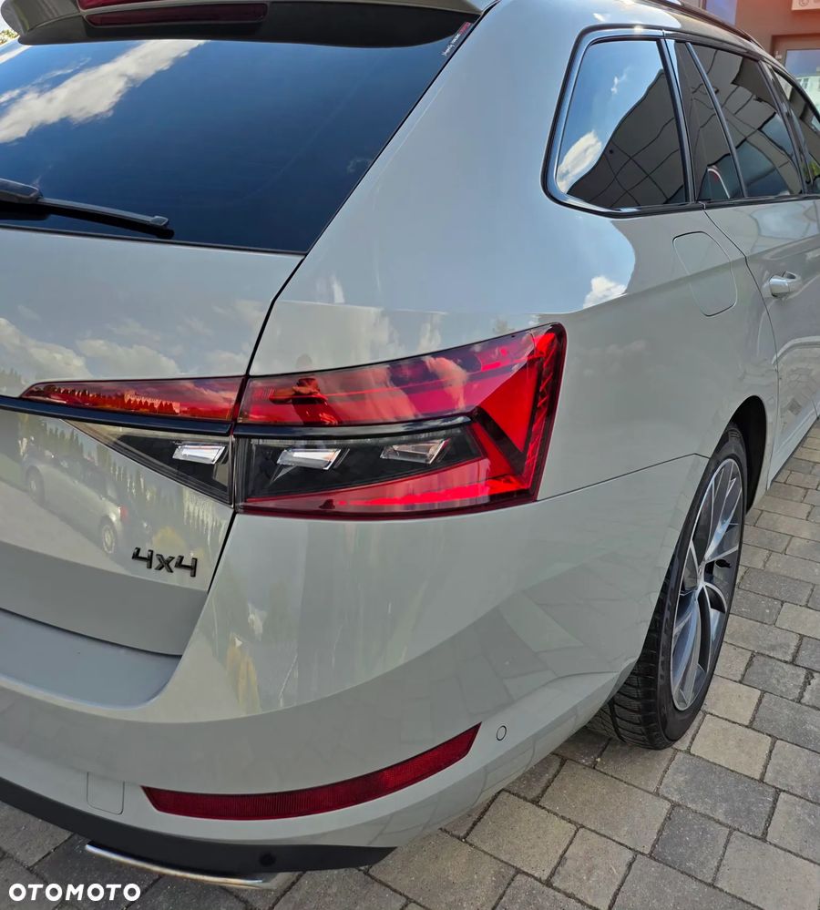 Skoda Superb 2.0 TSI 4x4 Sportline DSG - 20