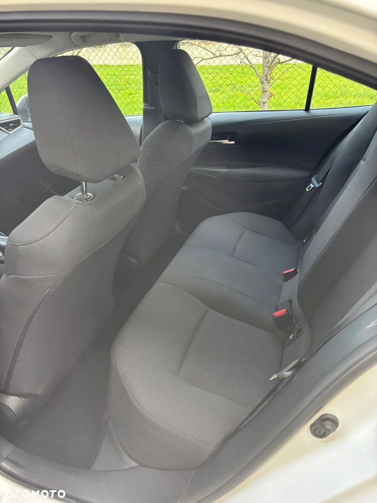 Toyota Corolla 1.5 Active - 21