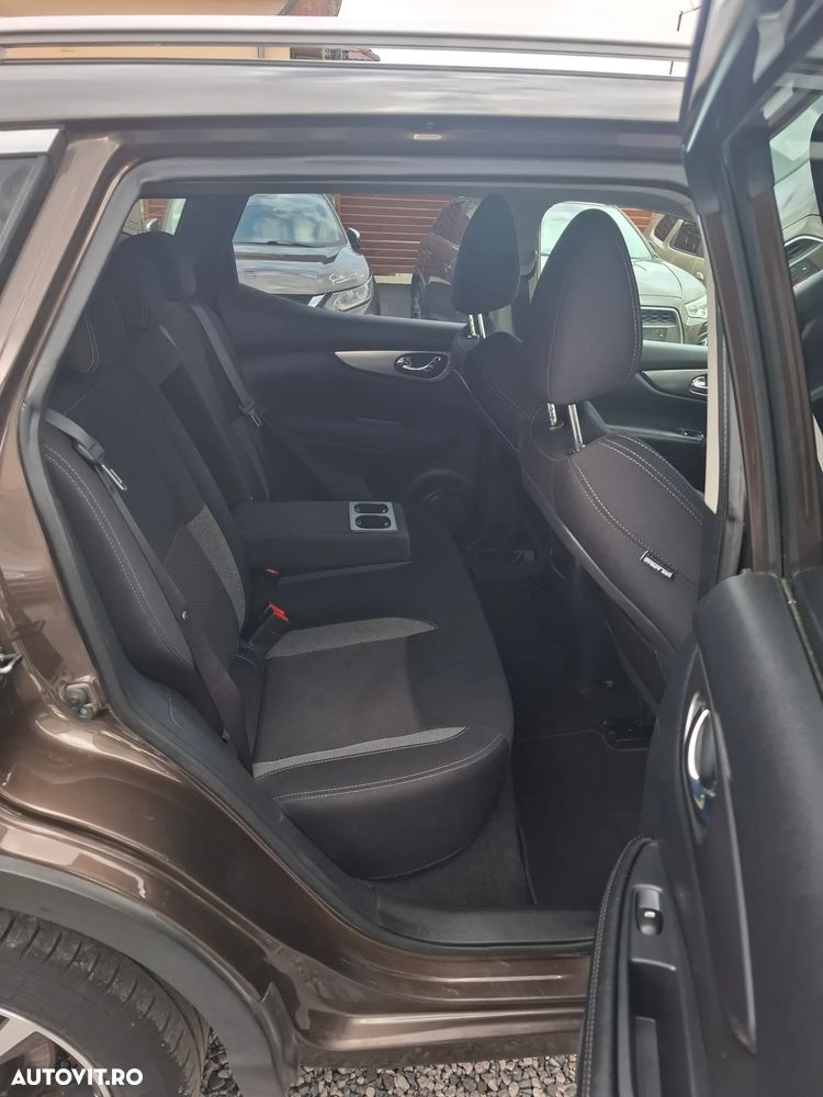 Nissan Qashqai - 11