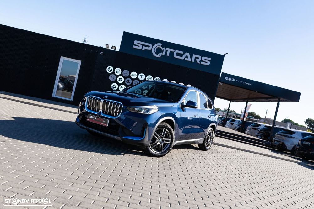 BMW iX1 xDrive30 - 4