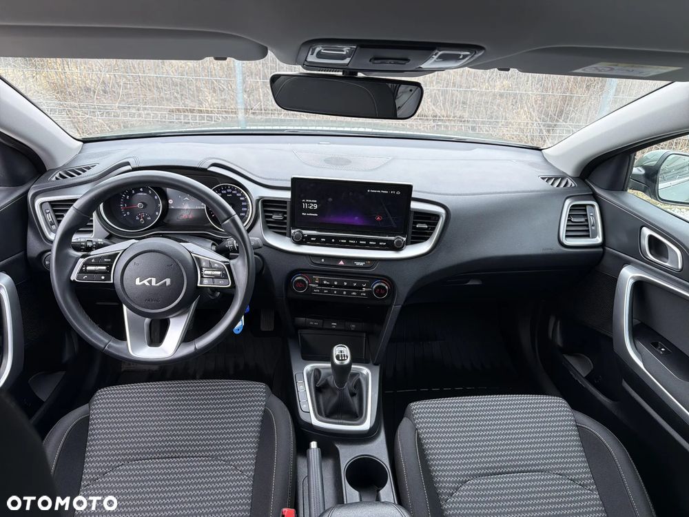 Kia Ceed 1.5 T-GDI M - 16