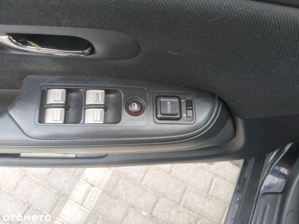 Honda CR-V 2.0 LS High - 23