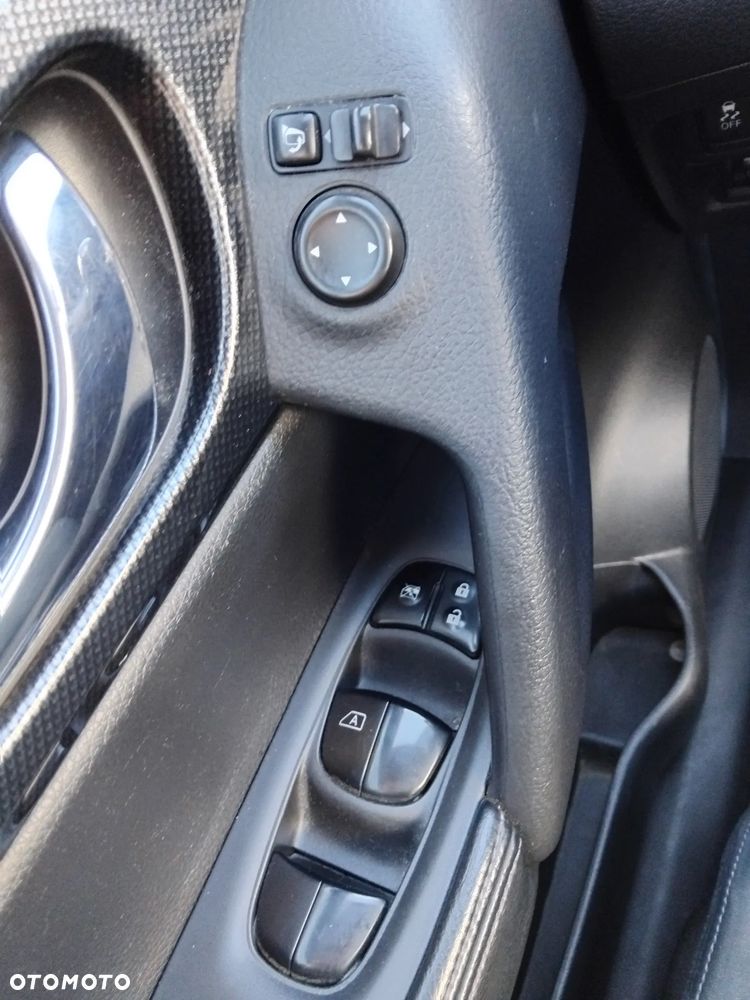 Nissan X-Trail 1.6 DIG-T N-Connecta 2WD - 15