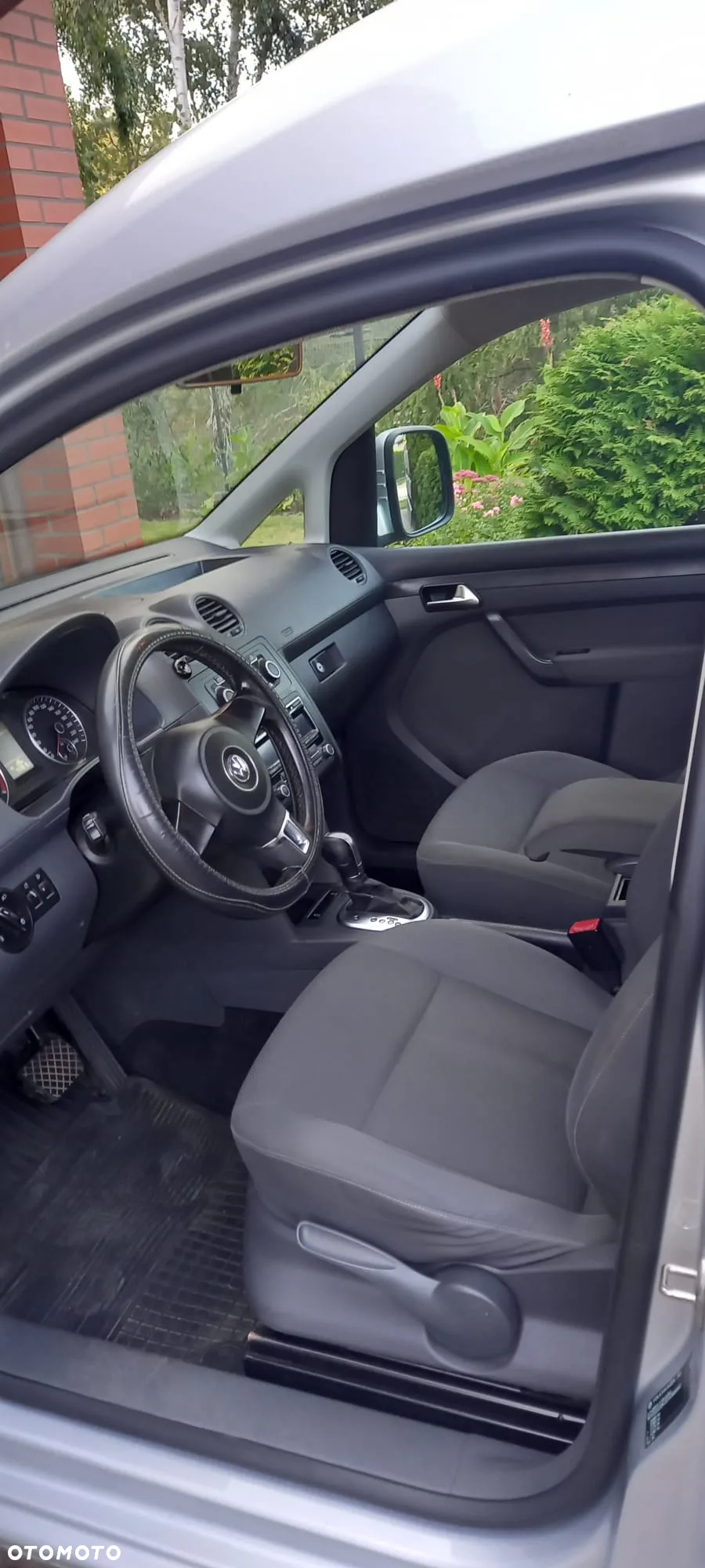Volkswagen Caddy Maxi 1.6 TDI Comfortline DSG - 12
