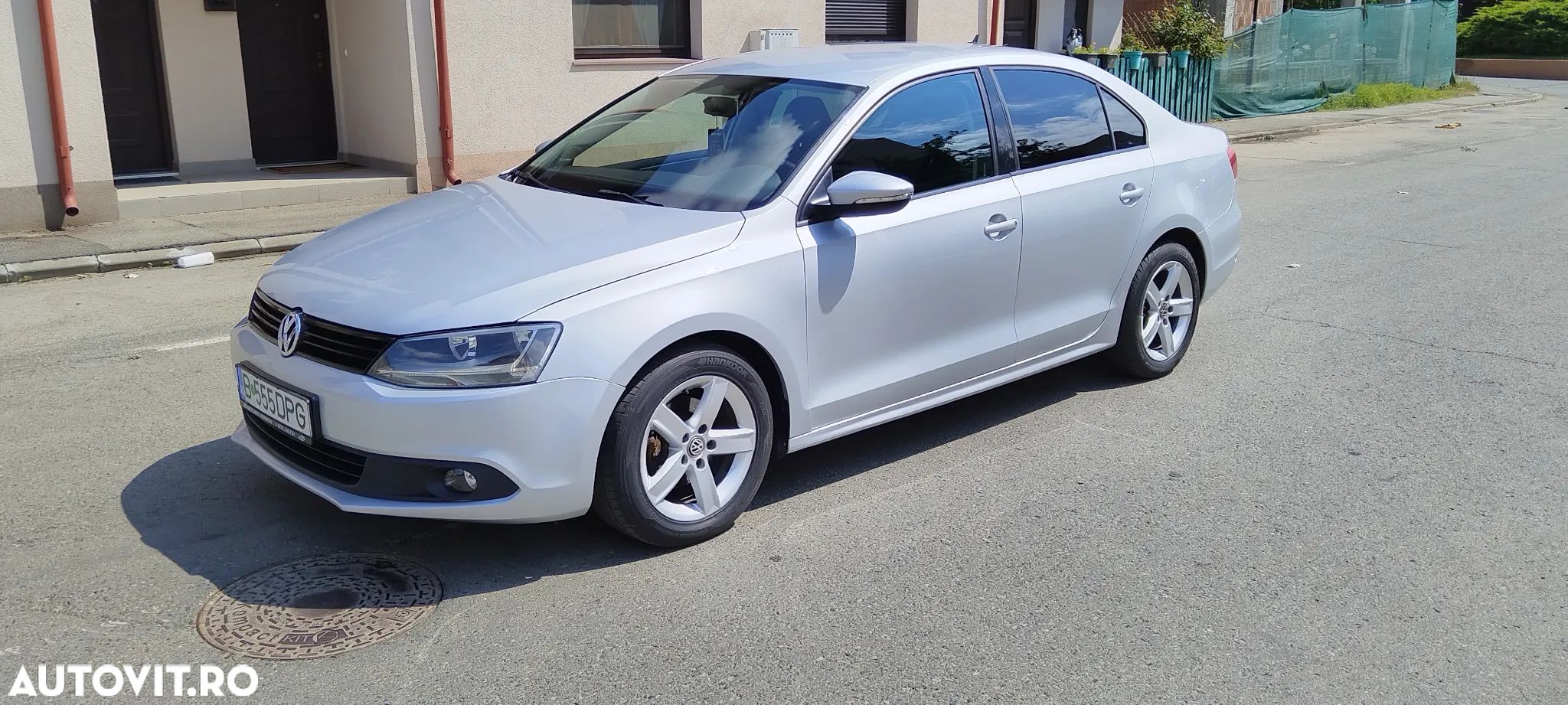 Volkswagen Jetta 1.2 TSI Trendline - 1
