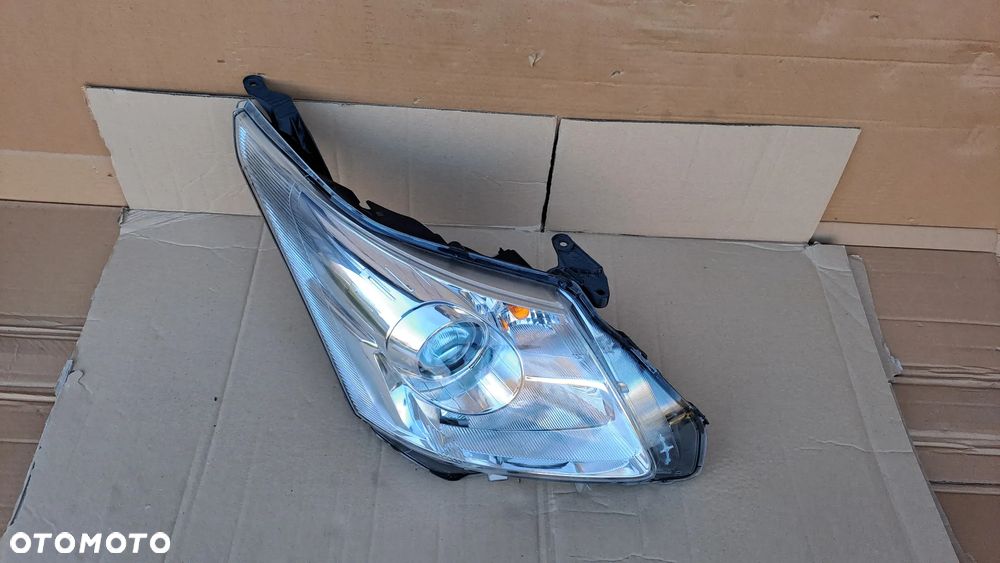 TOYOTA AVENSIS T25 08-11 PRAWA LAMPA SOCZEWKA H279GR-DE - 4