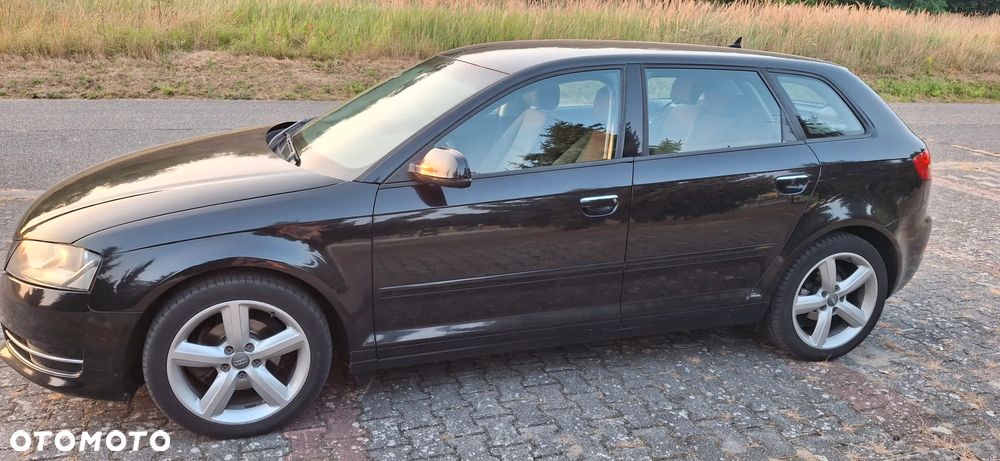 Audi A3 Sportback - 8