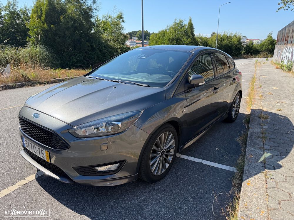 Ford Focus 1.0 EcoBoost ST-Line - 6