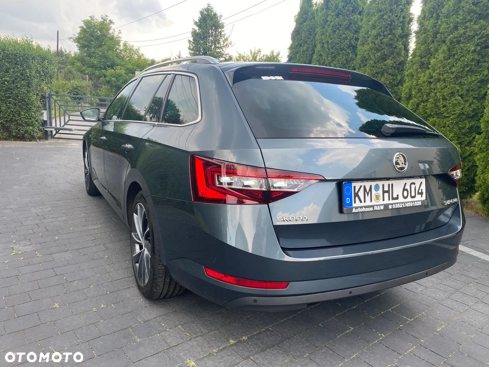 Skoda Superb 2.0 TDI L&K DSG - 7