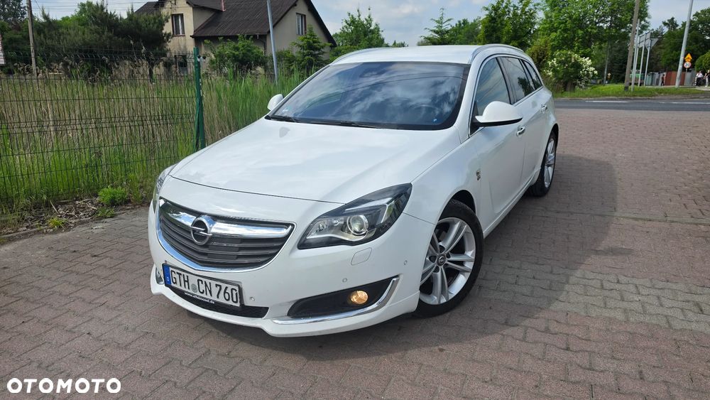 Opel Insignia - 32