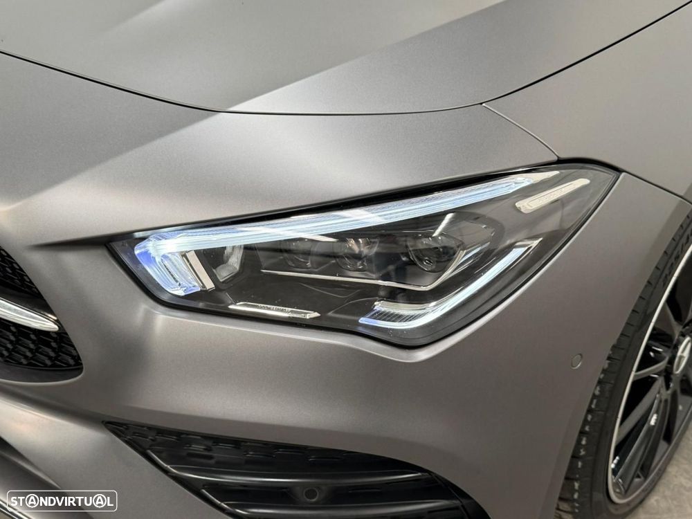 Mercedes-Benz CLA 250 e Shooting Brake AMG Line - 13