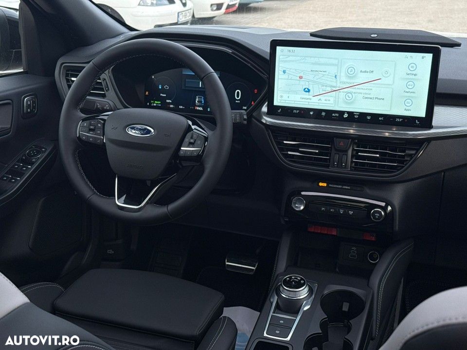 Ford Kuga 2.5 Duratec FWD PHEV ST-Line X - 12