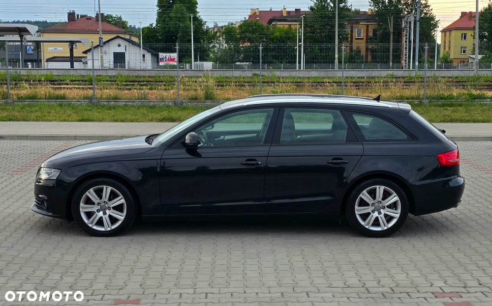 Audi A4 Avant - 5