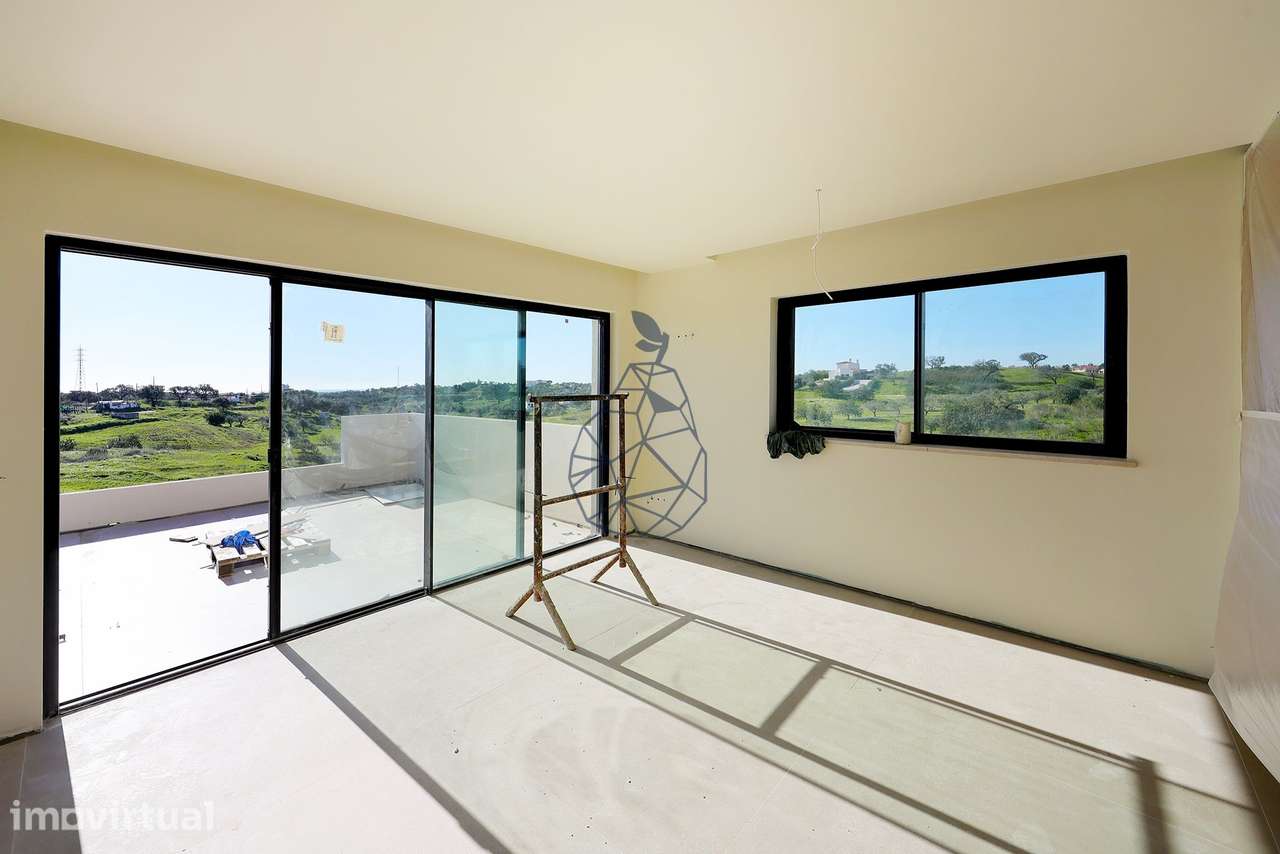 Villa Exclusiva com Vista Panorâmica para o Campo e o Mar – Vila Nova - Grande imagem: 2/34